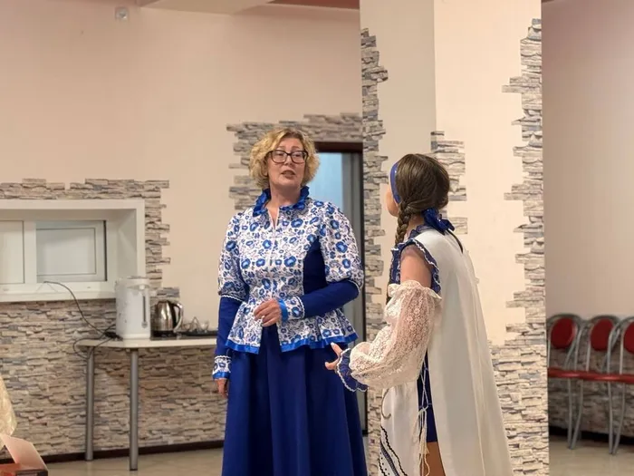 photo_5312034093526617694_y